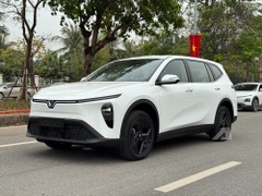 VinFast VF MPV 7