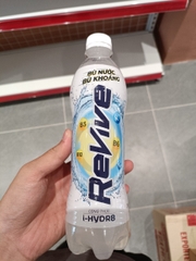 Nước uống Isotonic 7 Up Revive chai 500ml
