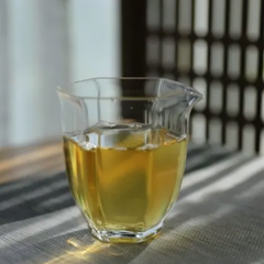 Trà phổ nhĩ sống Lão Ban Chương