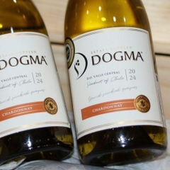 Rượu vang trắng Dogma Chardonnay 12.5%