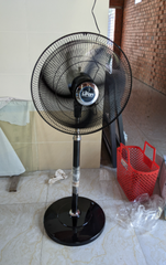 Quạt đứng LIFAN Đ-18CN - Sải cánh 45cm - 55W