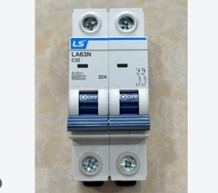 LS - Aptomat 2P 32A