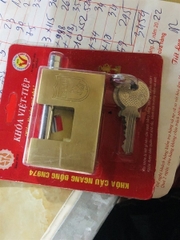 khóa cầu ngang đồng bé