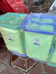 ỐNG ĐỰNG ĐŨA VUÔNG GẤU
