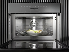 Lò vi sóng Miele M7240TC
