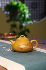 Ấm Nhũ Biều - Hoàng kim đoạn - Địch Uy - 240ml