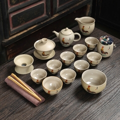 Ấm chén hoạ tiết gà nguyên bộ - kèm hộp quà