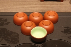 Chén bát tràng - dung tích 45ml - màu đỏ