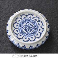 Đế chén sứ