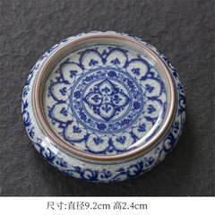Đế chén sứ