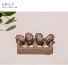 Đàn heo tiểu cảnh - đất vũ trung sa