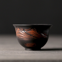 Chén kiến thủy tử đào