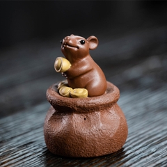Pet trà chuột kim bảo - kt: 5*4.8*6.8cm