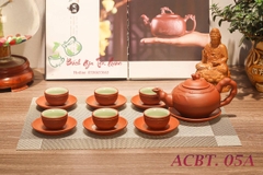 Ấm chén bát tràng
