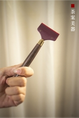 Gạt nước tay gỗ
