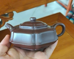 Ấm Cân Văn Chu Bàn - Tử Nê - NN Dương Chí Cầm - Dung tích 180ml - Kt 13x10.5x5.8 cm