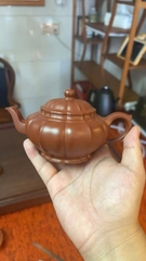 Ấm Cân Văn Tiếu Anh - Chu Nê - NN Trần Ngọc Phương - Dung tích 200ml - Kt 15x10x8cm