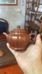 Ấm Bí Luân - Chu Nê - NN Trần Ngọc Phương - Dung tích 230ml