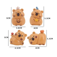 Mô Hình Capybara Trang Trí Bánh Kem