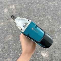 Máy siết bu lông dùng pin Makita DTW190ZX 18V