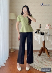 Áo Sơ Mi Peplum Là Cổ UK Fashion 4 Cúc Bọc Trẻ Trung, Sang Trọng UKFSM2301001