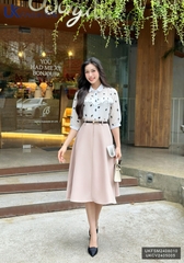 Áo Sơ Mi Cổ Sen Bẻ Thêu Hoa UK Fashion Công Sở Nữ Thanh Lịch, Nữ Tính Vải Mềm Mịn UKFSM2408010