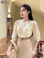 Sơ mi tơ chấm bèo V xinh xắn, điệu đà, nữ tính UKFSM2408013
