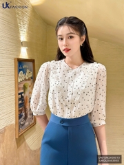 Sơ mi tơ chấm bèo V xinh xắn, điệu đà, nữ tính UKFSM2408013
