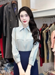 Áo sơ mi cổ đức dài tay đô ngực xinh xắn, kiểu cách UKSM2501013 ( Ko kèm CV/QU/PK )