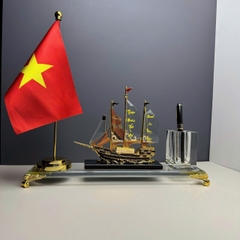Bộ để bàn pha lê 10