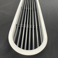 Cửa Gió Máy Lạnh Khung 15mm Phối Đen Trắng Kết Hợp Đèn Downlight