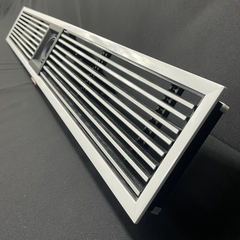Cửa Gió Máy Lạnh Khung 15mm Phối Đen Trắng Kết Hợp Đèn Downlight