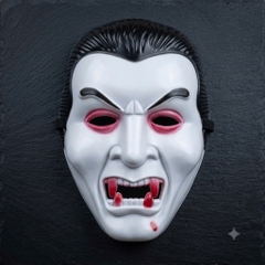 Áo Choàng có nón ma cà rồng 2 lớp đổi 2 màu đỏ đen trang phục hoá trang lễ hội halloween cho trẻ em và người lớn