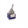 cong-tac-gat-mts-203-mau-xanh-5a-120v-6-chan-3-che-do-on-off-on
