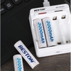 Combo 4 pin sạc AA Beston 3000mah - kèm hộp nhựa đựng pin (Trắng)