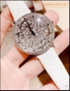 dong-ho-nu-davena-mat-tron-pha-le-vien-da-swarovski-day-da-trang-dep-timesstore-vn
