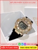 dong-ho-nu-guess-digital-silicone-den-mat-den-dinh-da-swarovski-vang-gold-thoi-trang-dep-gia-re-timesstore-vn