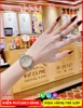 dong-ho-nu-guess-moonlight-dinh-da-swarovski-day-kim-loai-vang-gold-timesstore-vn
