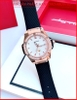 dong-ho-nu-hanboro-mat-tron-rose-gold-hinh-hoa-cuc-day-silicone-timesstore-vn