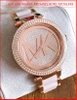 dong-ho-nu-michael-kors-parker-mat-so-logo-dinh-da-day-acetate-hong-timesstore-vn