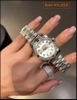 dong-ho-nu-rolex-mat-trang-4-hat-ruby-xanh-dep-gia-re-timesstore-vn