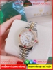 dong-ho-nu-rolex-sieu-cap-replica-1-1-mat-trang-xa-cu-swarovski-hat-ruby-do-day-demi-rose-gold-dep-gia-re-timesstore-vn