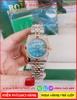 dong-ho-nu-rolex-sieu-cap-replica-1-1-mat-xanh-swarovski-4-hat-ruby-do-day-demi-vang-gold-dep-gia-re-timesstore-vn