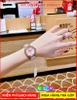 dong-ho-nu-versace-daphnis-mat-vang-gold-day-da-hong-timesstore-vn