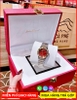 dong-ho-nu-versace-greca-logo-mat-do-day-demi-vang-gold-timesstore-vn