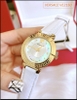 dong-ho-nu-versace-vang-gold-mat-tron-trang-day-da-trang-thoi-trang-dep-gia-re-timesstore-vn
