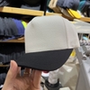 Phôi nón trơn truckercap vải TRẮNG KEM vành đen chất lượng cao fom sâu đầu Brand OneHat
