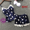 Bộ đồ ngủ nữ quần đùi áo 2 dây chất lụa chấm bi