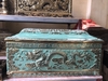 Tiểu quách men xanh ngọc, mái vòm chữ Thọ vàng kim cao cấp cỡ Đại QTVK11