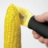 Dụng cụ tách hạt ngô bằng thép không gỉ OXO 1192100JNYK